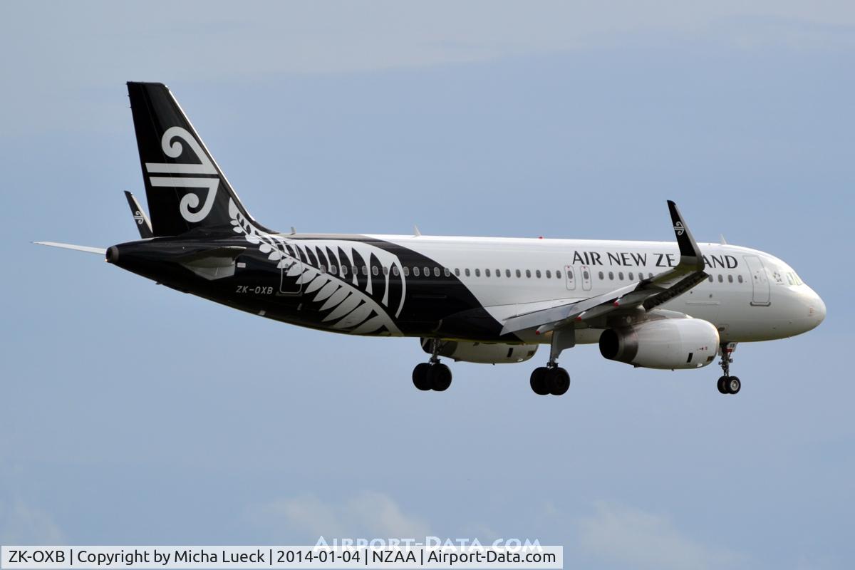 ZK-OXB, 2013 Airbus A320-232 C/N 5682, At Auckland