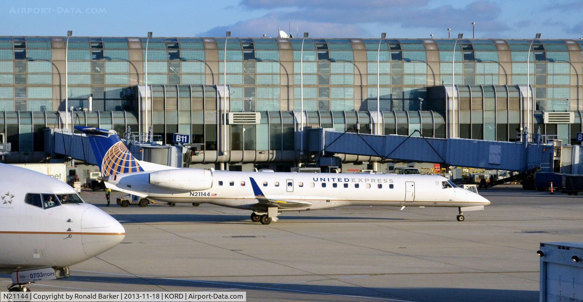 N21144, 2003 Embraer ERJ-145XR (EMB-145XR) C/N 145741, Taxi ORD