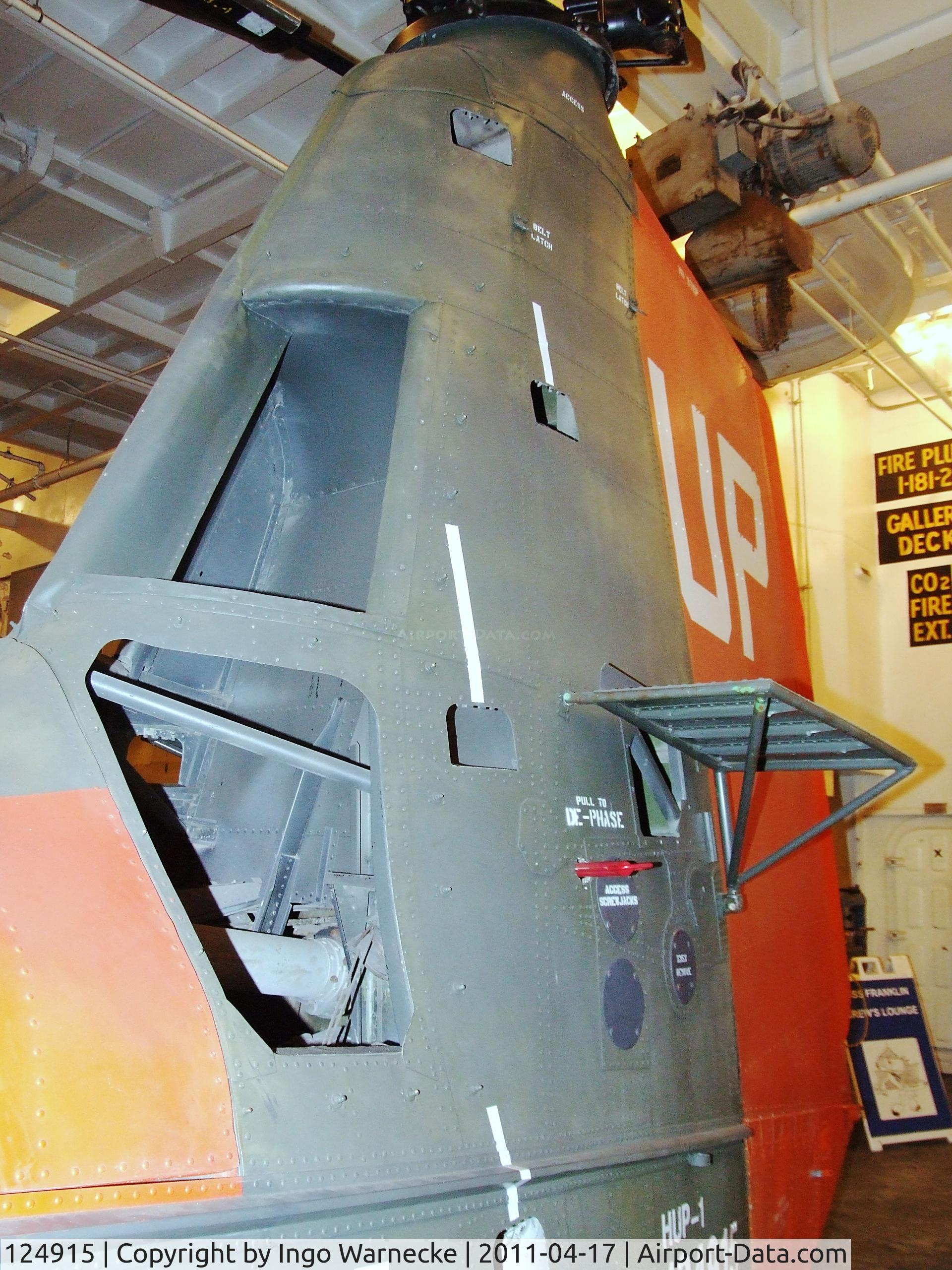 124915, Piasecki HUP-1 Retriever C/N 8, Piasecki HUP-1 Retriever at the USS Hornet Museum, Alameda CA