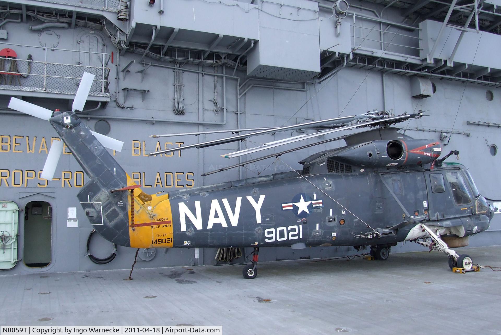 N8059T, Kaman SH-2F Seasprite C/N 25, Kaman SH-2F Seasprite at the USS Hornet Museum, Alameda CA