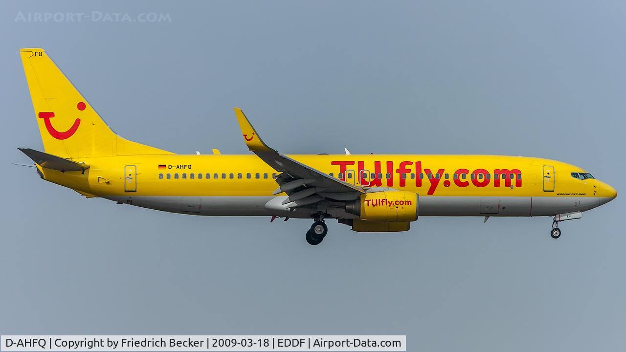 D-AHFQ, 2000 Boeing 737-8K5 C/N 27992, on final RW07R