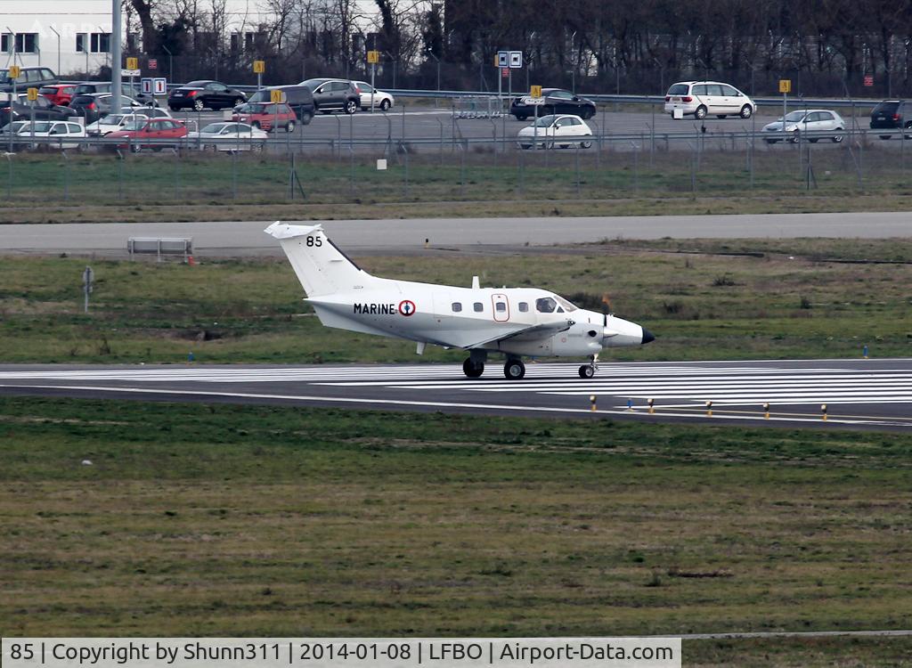 85, Embraer EMB-121AN Xingu C/N 121085, Lining up rwy 14L for departure