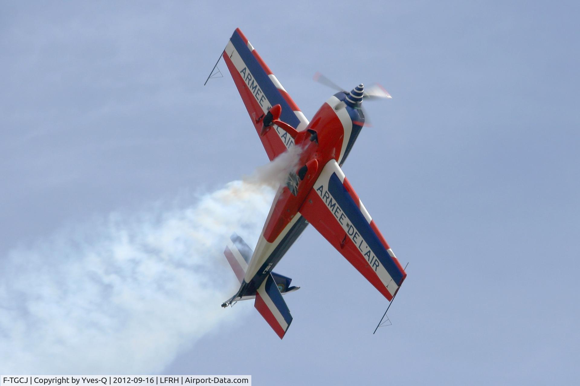 F-TGCJ, Extra EA-330SC C/N 05, Extra EA-330SC, Lann Bihoué Air Base (LFRH-LRT) Open day 2012.