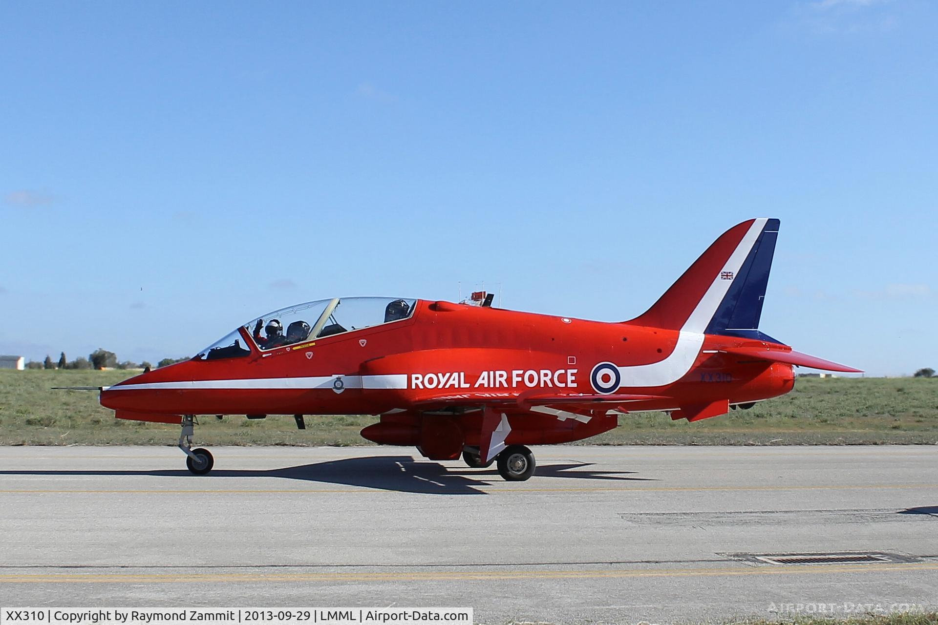 XX310, 1980 Hawker Siddeley Hawk T.1W C/N 145/312135, Hawk XX310 Red Arrows RAF 29Sep13.
