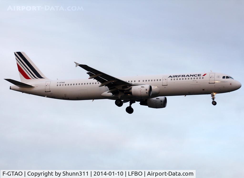 F-GTAO, 2007 Airbus A321-211 C/N 3098, Landing rwy 14R in new c/s