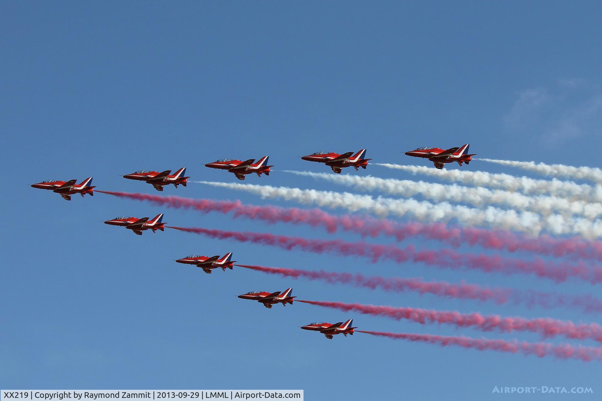 XX219, 1978 Hawker Siddeley Hawk T.1A C/N 055/312055, Red Arrows Hawks performing in Malta 29Sep13.