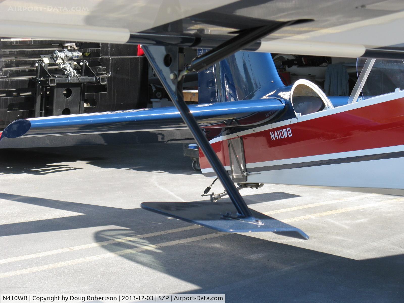 N410WB, 1991 Extra EA-300 C/N 029, 1991 Extra Flugzeugbau Gmbh EXTRA EA300, Lycoming AEIO-540-L1B5 300 Hp, aileron spade