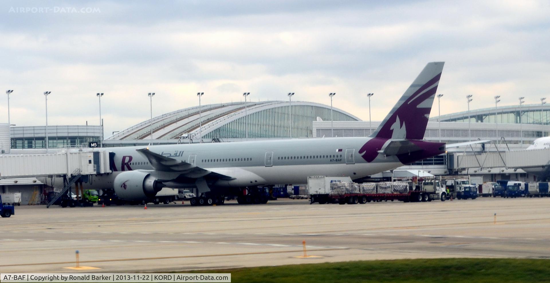A7-BAF, 2009 Boeing 777-3DZ/ER C/N 37661, Gate M5 ORD