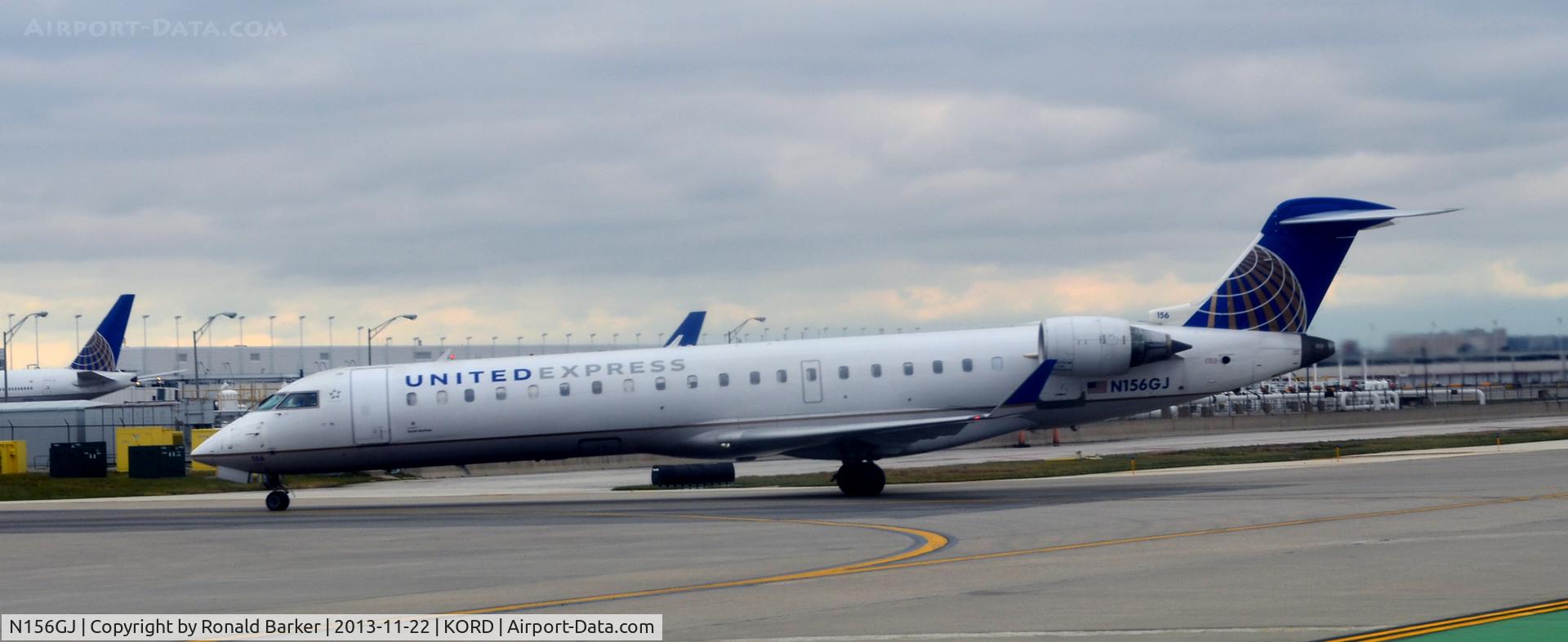 N156GJ, 2005 Bombardier CRJ-550 C/N 10227, Taxi ORD