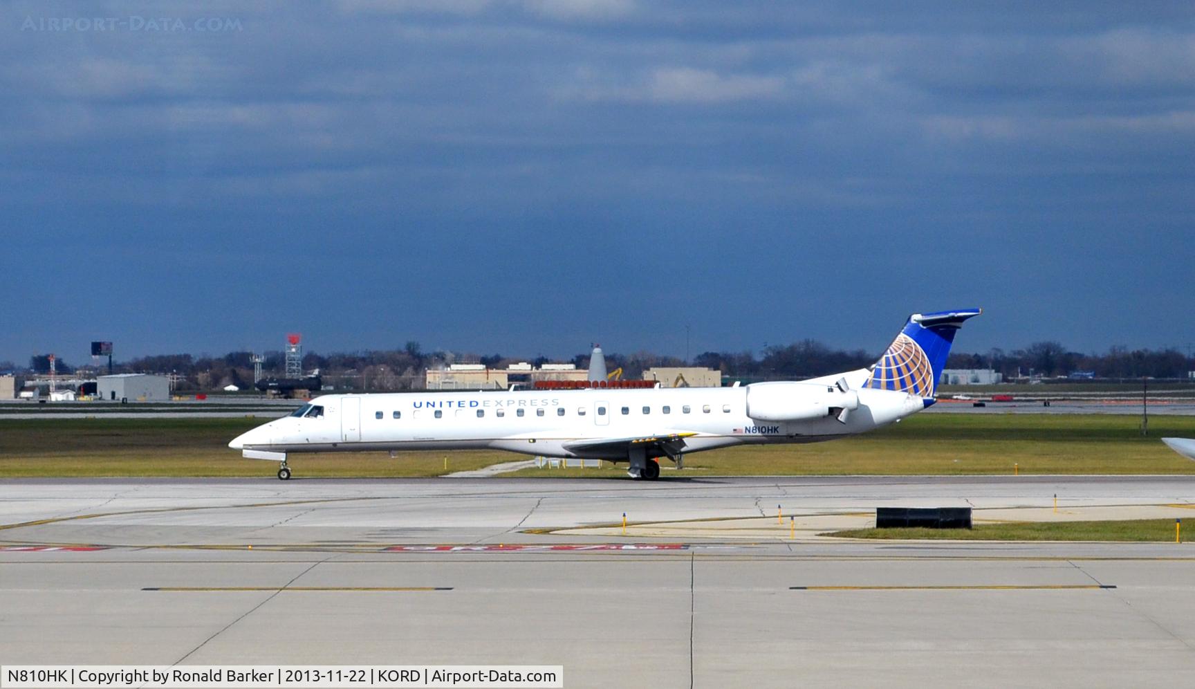 N810HK, 2000 Embraer ERJ-145LR (EMB-145LR) C/N 145231, Landing ORD