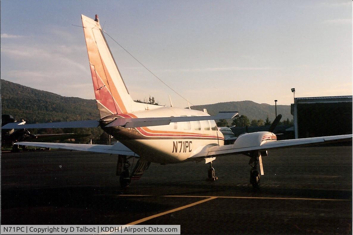 N71PC, 1969 Piper PA-31-310 Navajo C/N 31-430, In freight service with Business Air Inc.