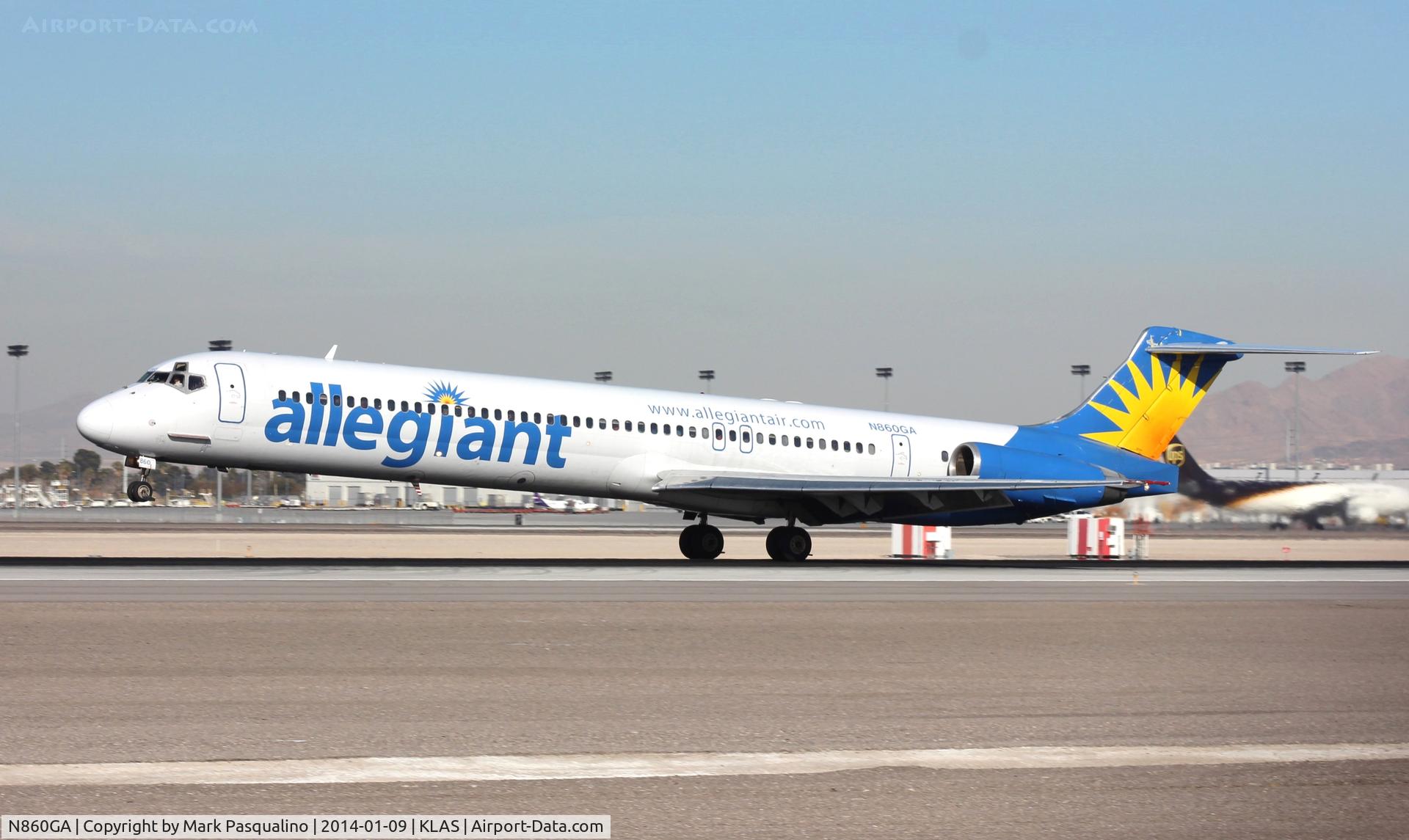 N860GA, 1989 McDonnell Douglas MD-83 (DC-9-83) C/N 49786, MD-83