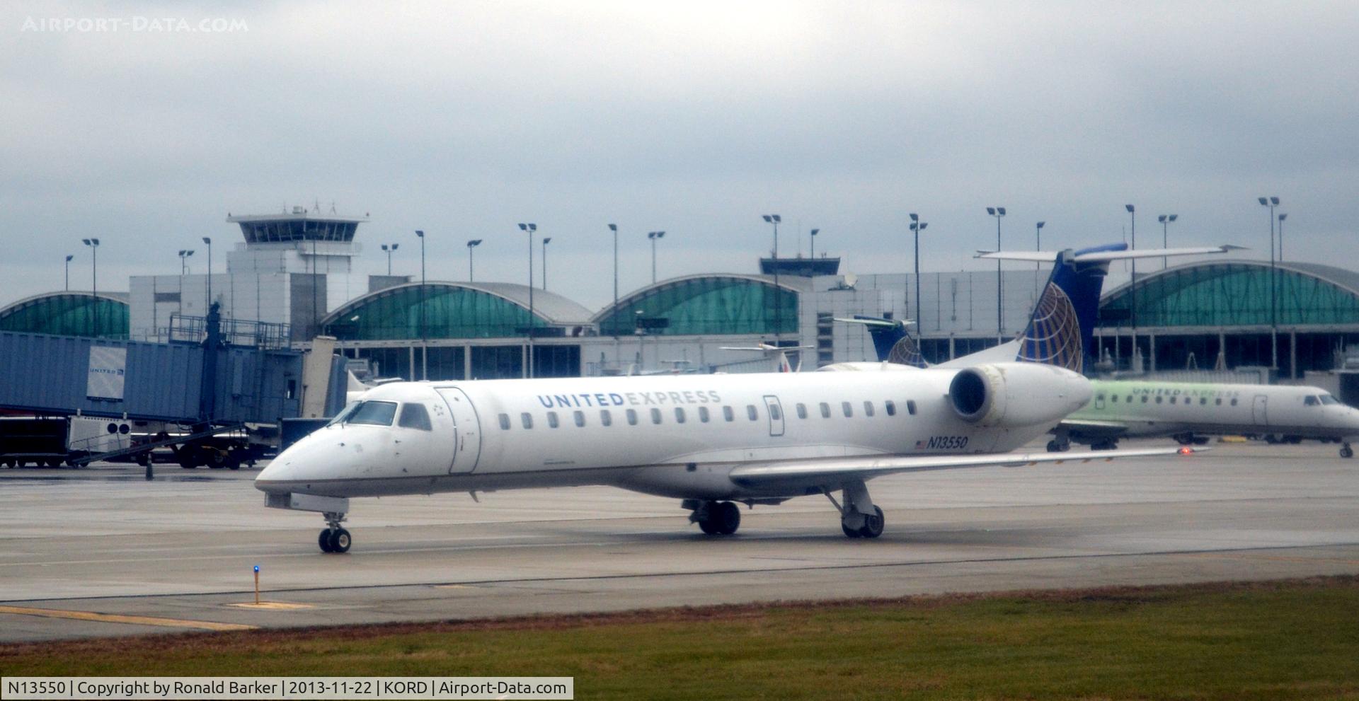 N13550, 2002 Embraer ERJ-145LR (EMB-145LR) C/N 145575, Taxi ORD