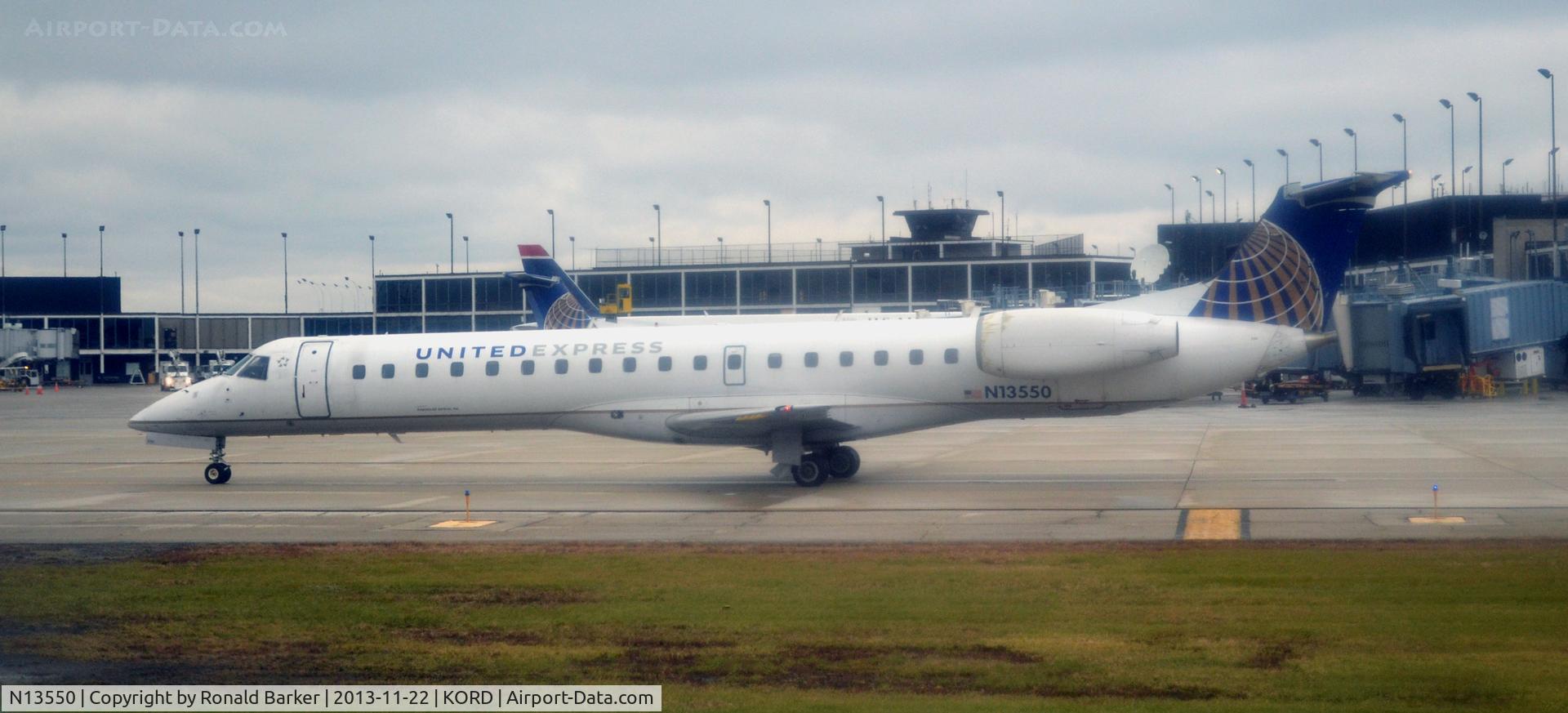 N13550, 2002 Embraer ERJ-145LR (EMB-145LR) C/N 145575, Taxi ORD