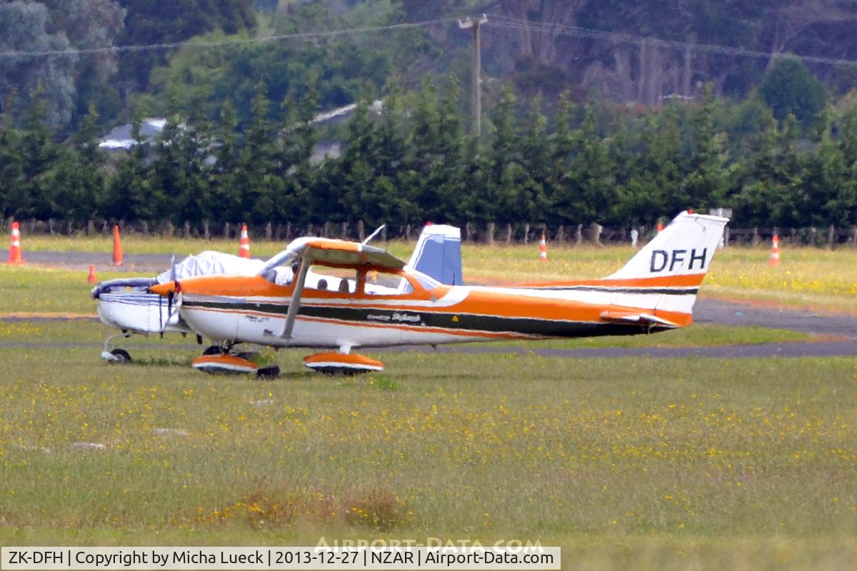 ZK-DFH, Cessna 172L C/N 17260092, At Ardmore