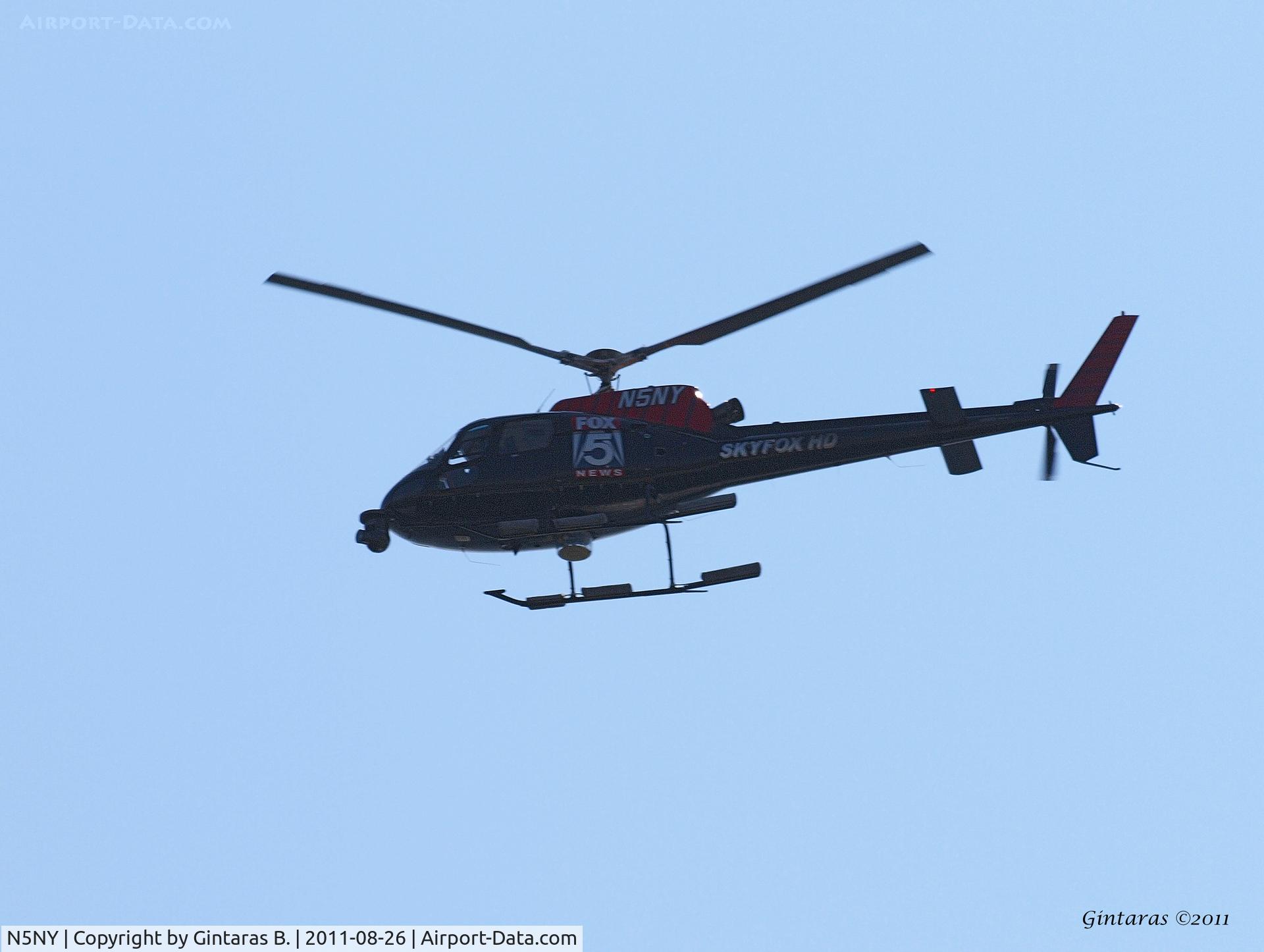 N5NY, 2004 Eurocopter AS-350B-2 Ecureuil C/N 3798, @ Brighton Beach, Brooklyn, NY