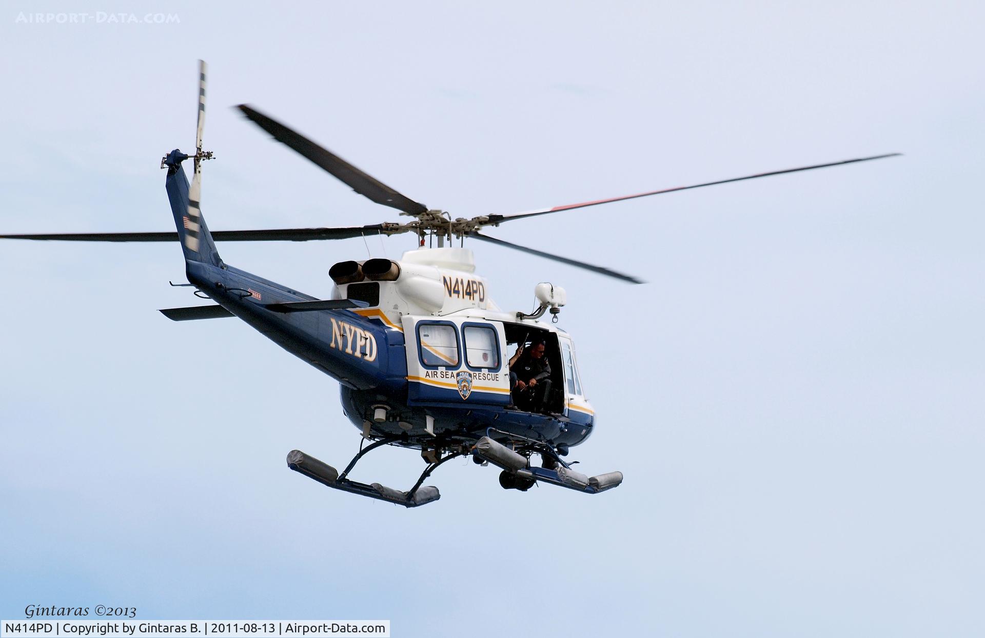 N414PD, Bell 412EP C/N 36516, @ Brighton Beach, Brooklyn, NY