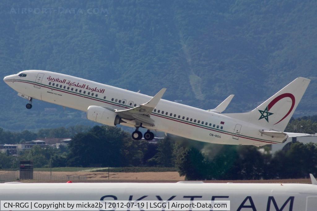 CN-RGG, 2011 Boeing 737-86N C/N 36829, Take off