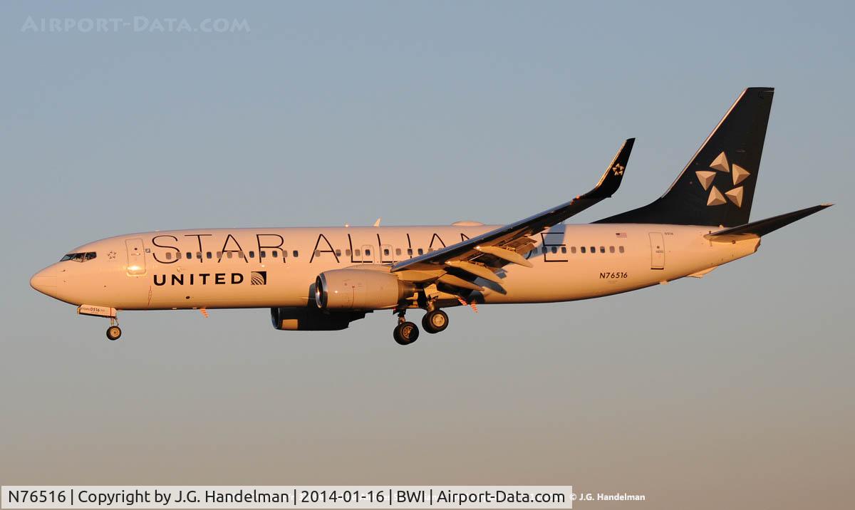 N76516, 2008 Boeing 737-824 C/N 37096, Near touch down at sunset.