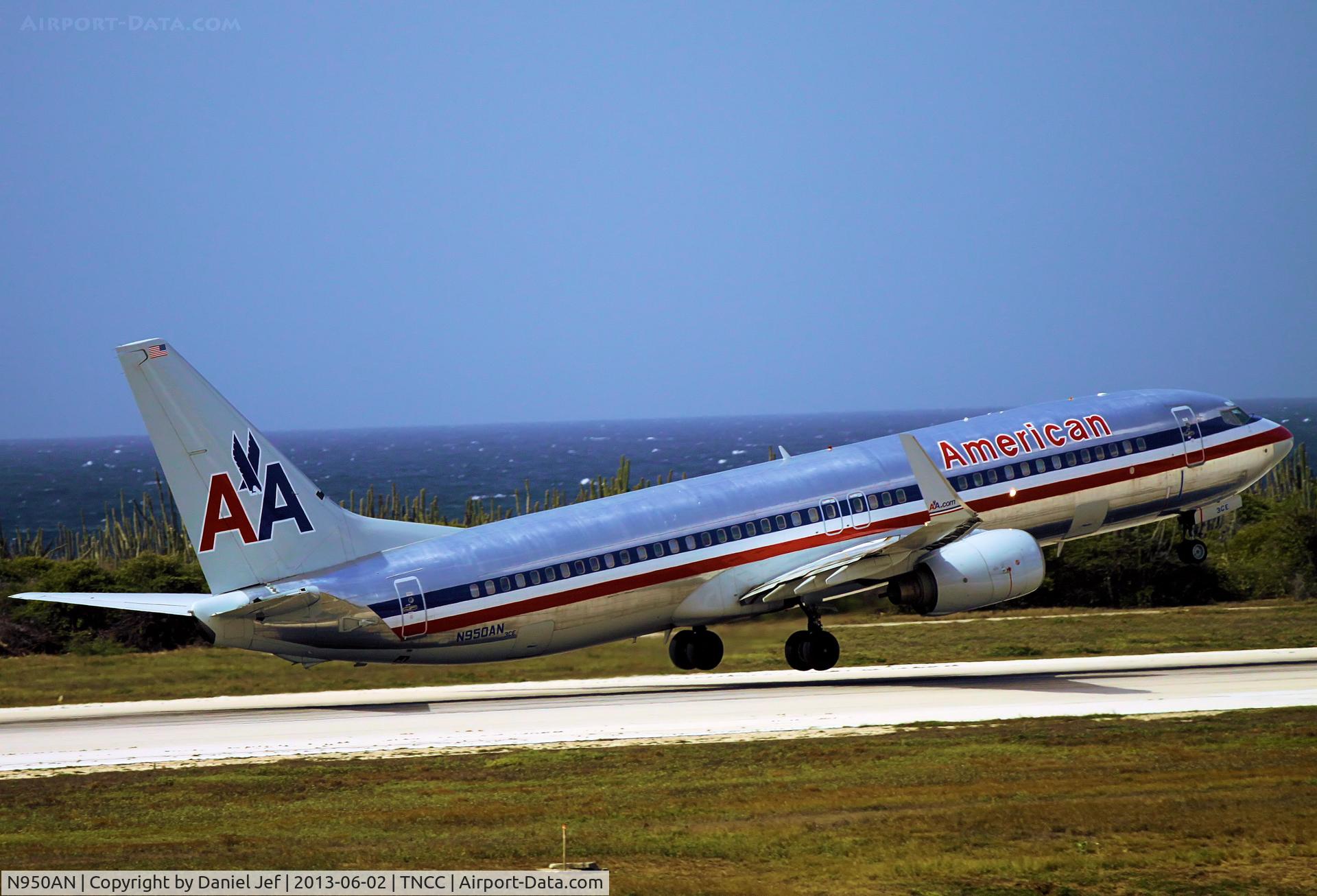 N950AN, 2000 Boeing 737-823 C/N 30087, N950AN