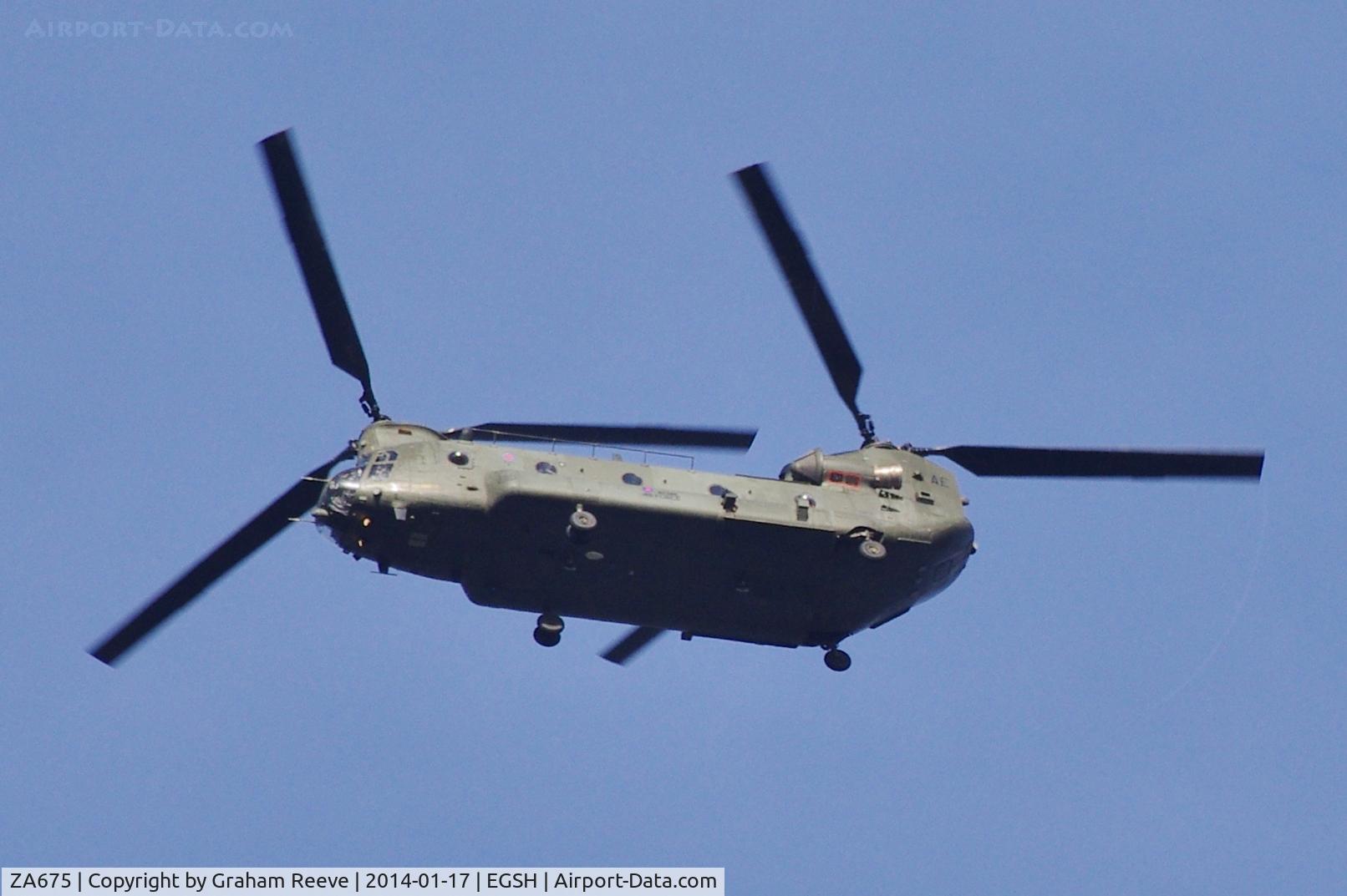 ZA675, Boeing Vertol Chinook HC.2 C/N M/A006/B-822/M7009, Over the top of EGSH.