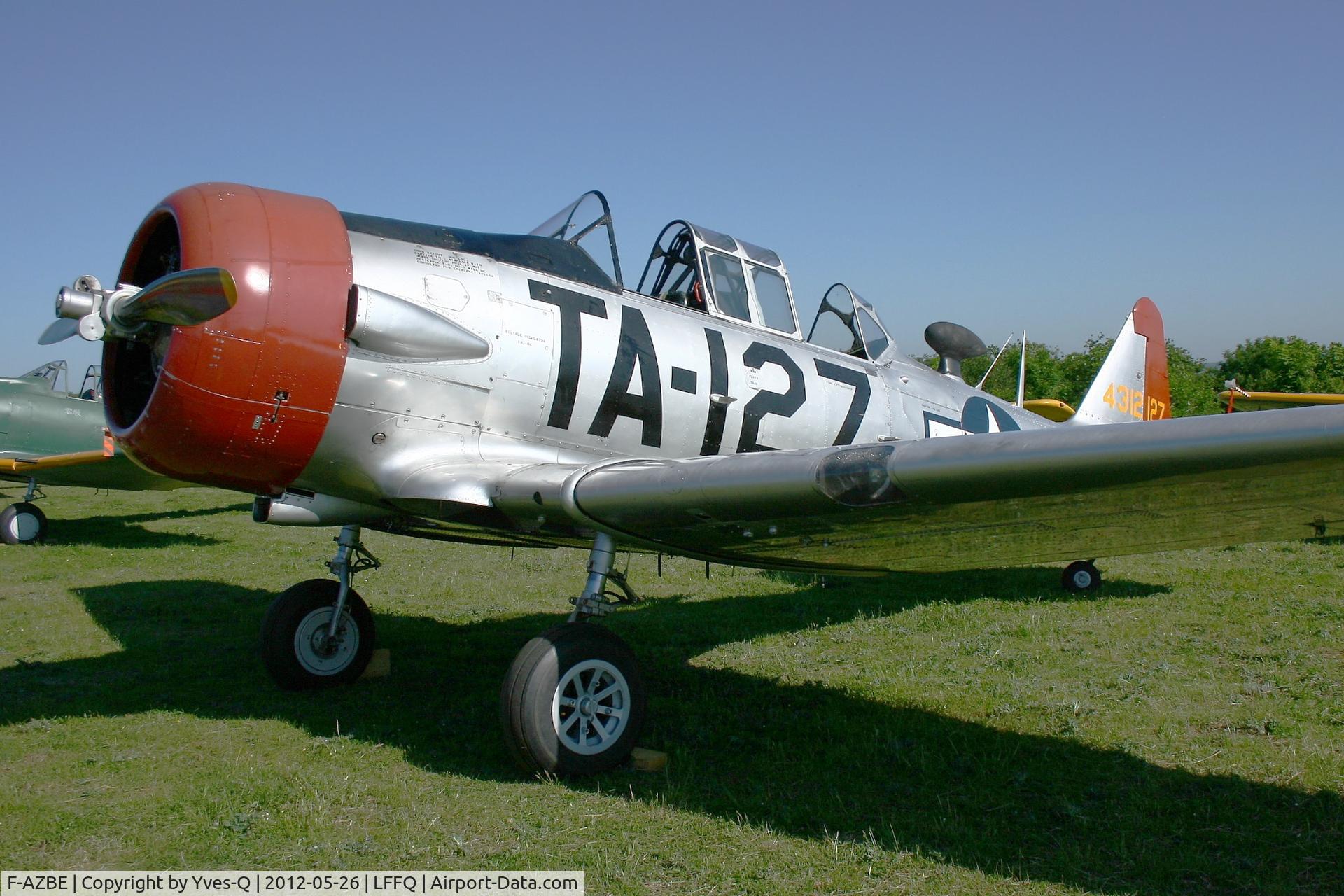 F-AZBE, North American AT-6C Harvard IIA C/N 88-12127, North American T-6C Texan, La Ferté-Alais Airfield (LFFQ) Air Show (Le Temps Des Hélices) in may 2012
