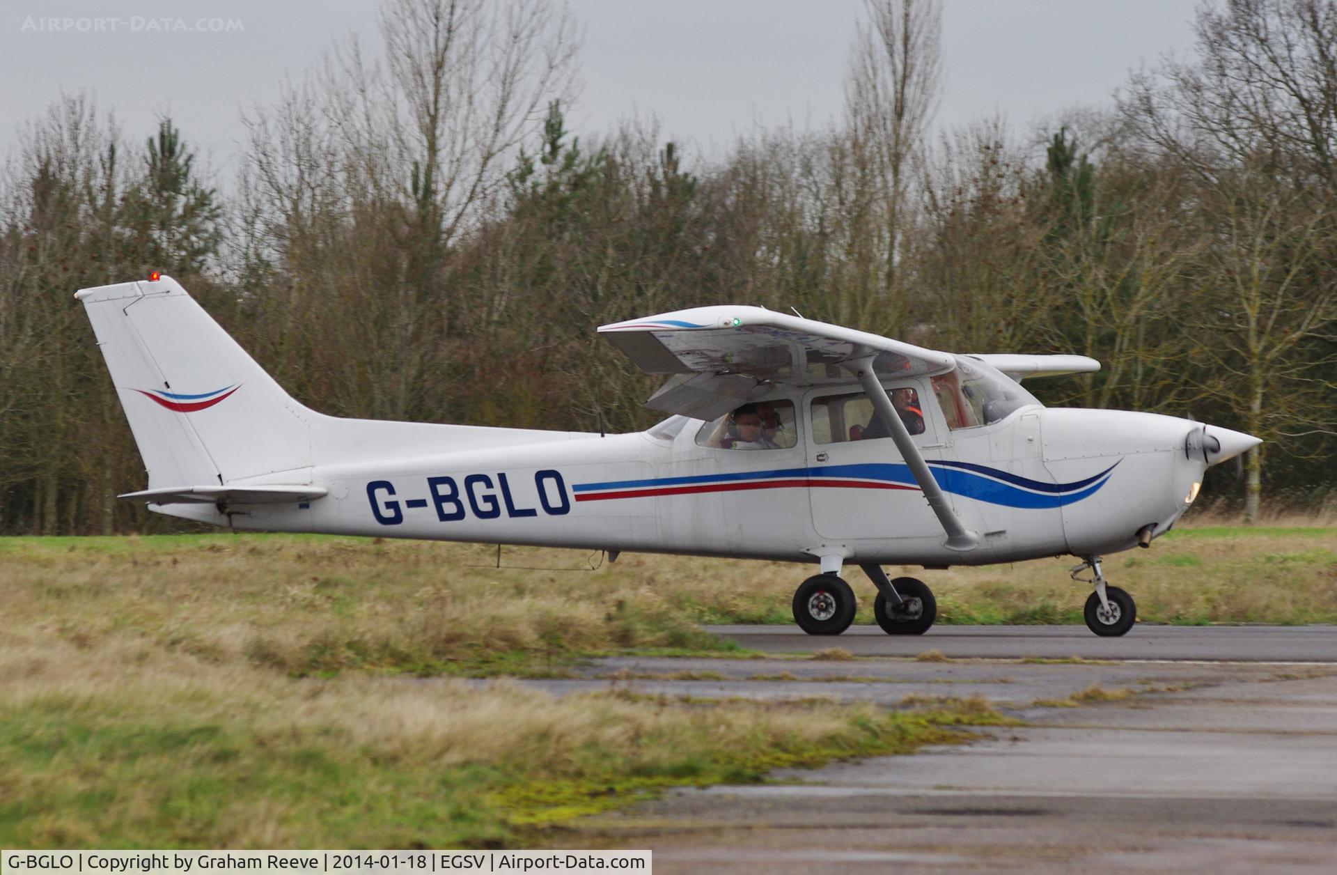 G-BGLO, 1979 Reims F172N Skyhawk C/N 1900, Just landed.