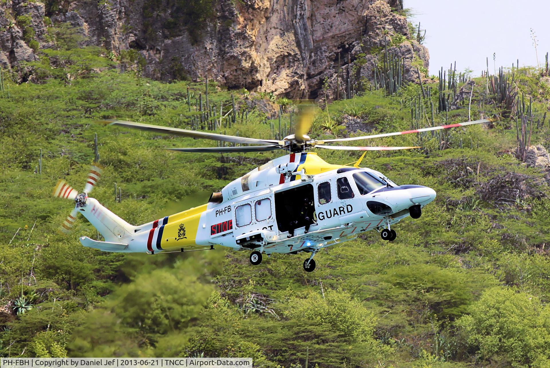 PH-FBH, AgustaWestland AW-139 C/N 31223, PH-FBH
