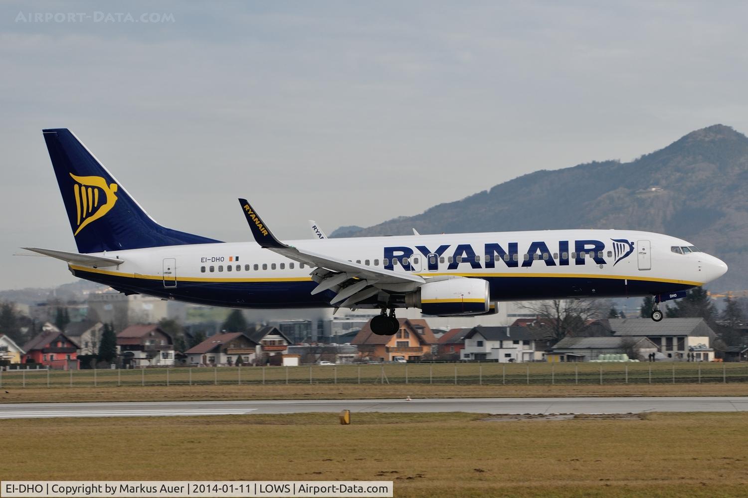EI-DHO, 2005 Boeing 737-8AS C/N 33578, Wintercharter