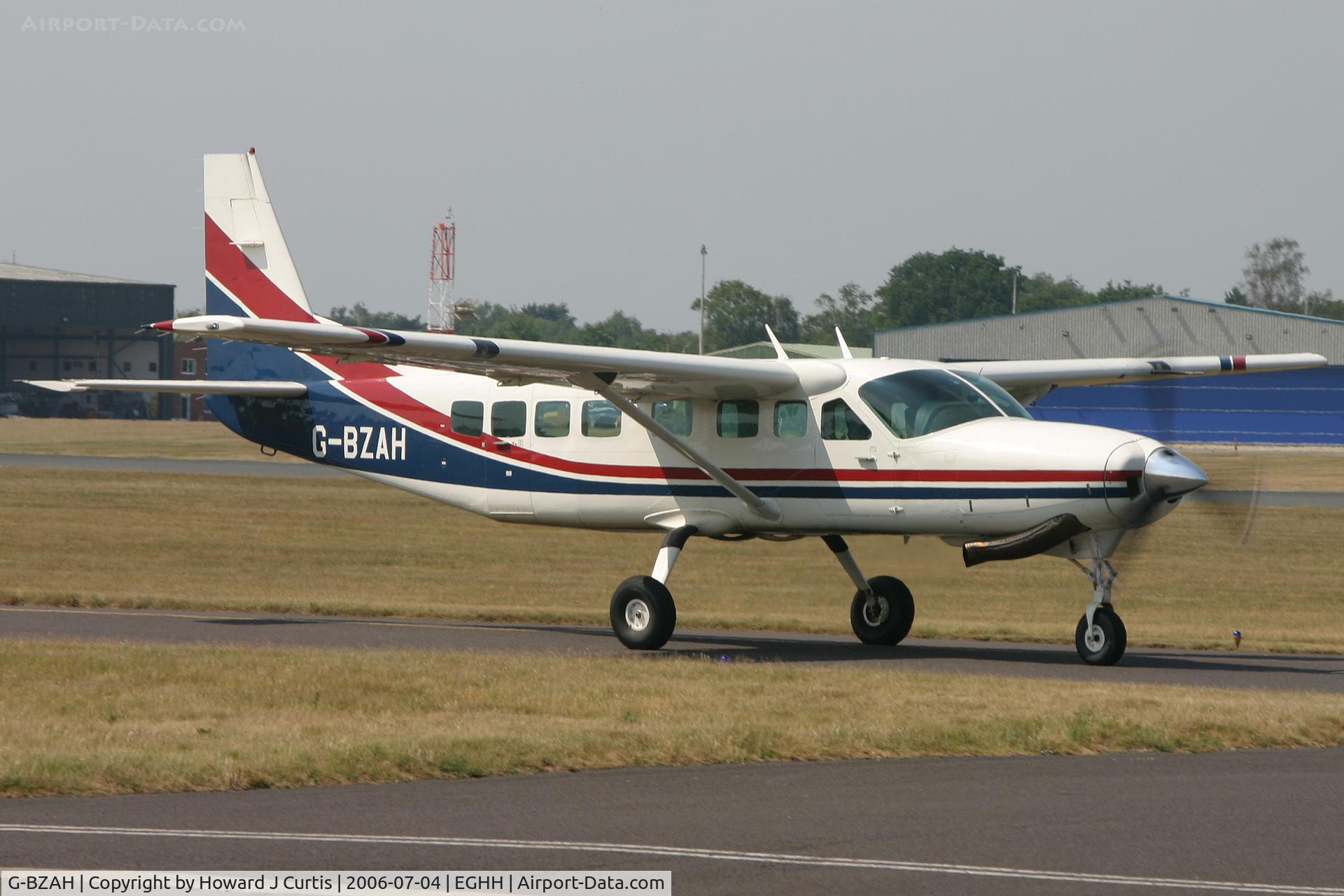 G-BZAH, 2000 Cessna 208B Grand Caravan C/N 208B0811, Taxiing back to Worldwide Aviation.