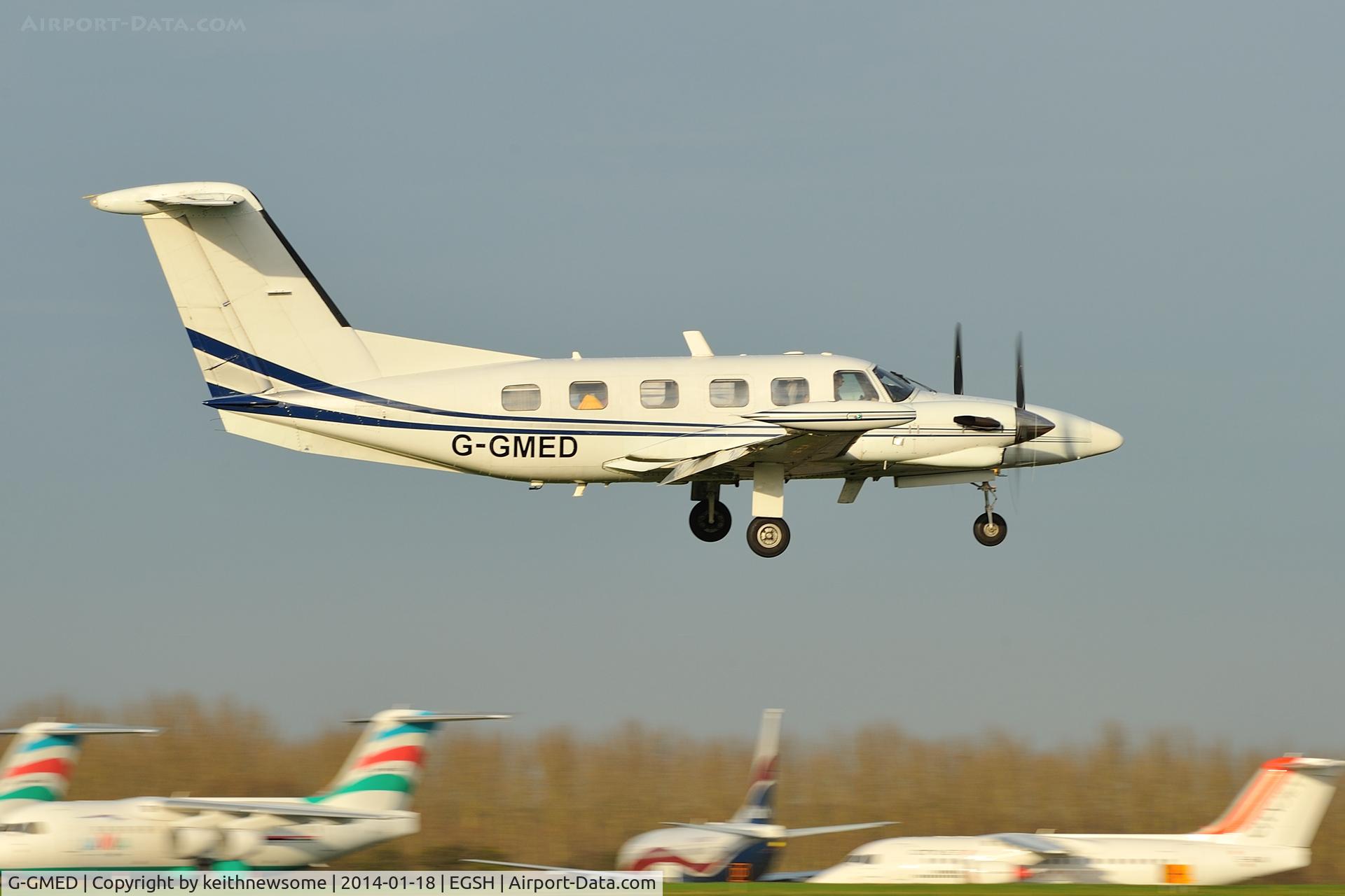 G-GMED, 1990 Piper PA-42-720 Cheyenne III C/N 42-5501050, Arriving in sunshine !