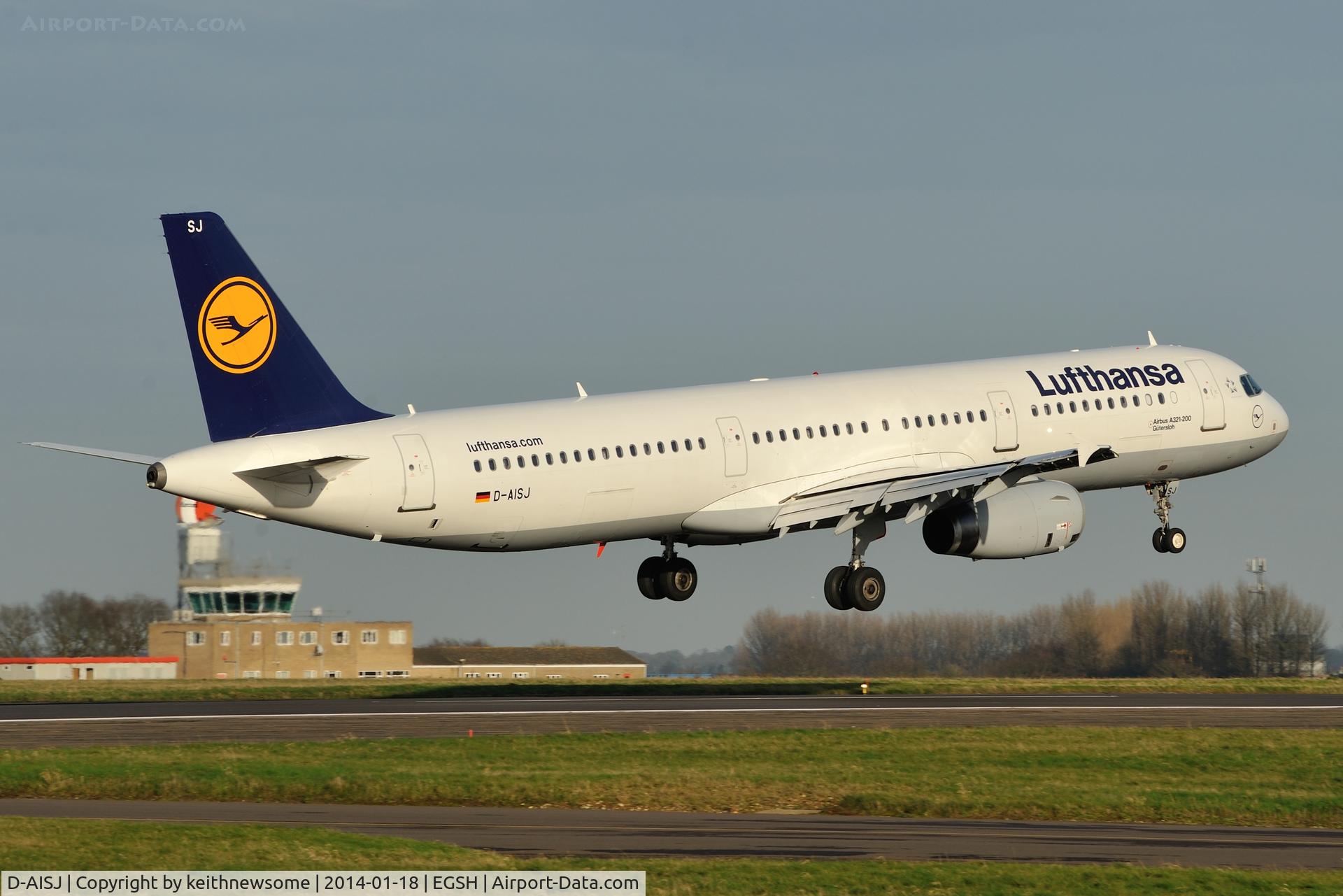 D-AISJ, 2008 Airbus A321-231 C/N 3360, Arriving for re-spray !
