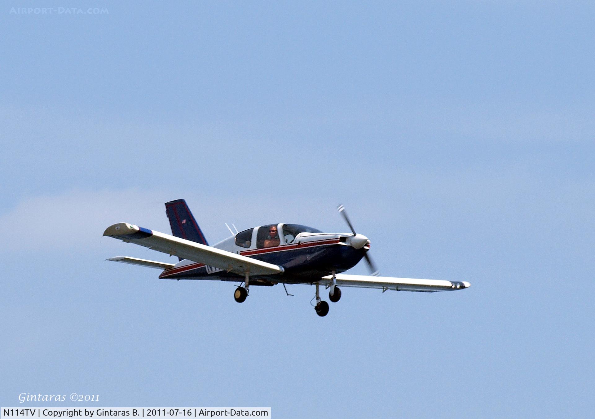 N114TV, Socata TB-9 Tampico C/N 1333, @ Brighton Beach, Brooklyn,NY