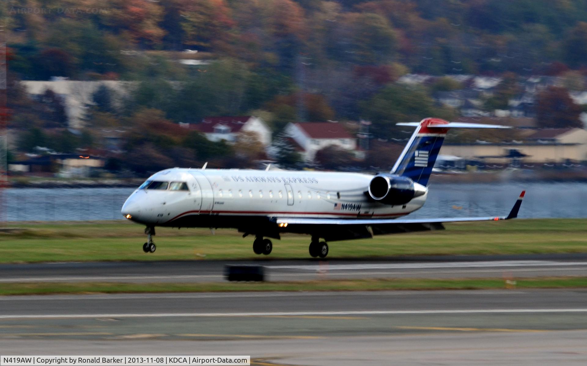 N419AW, 2002 Bombardier CRJ-200LR (CL-600-2B19) C/N 7633, Landing National