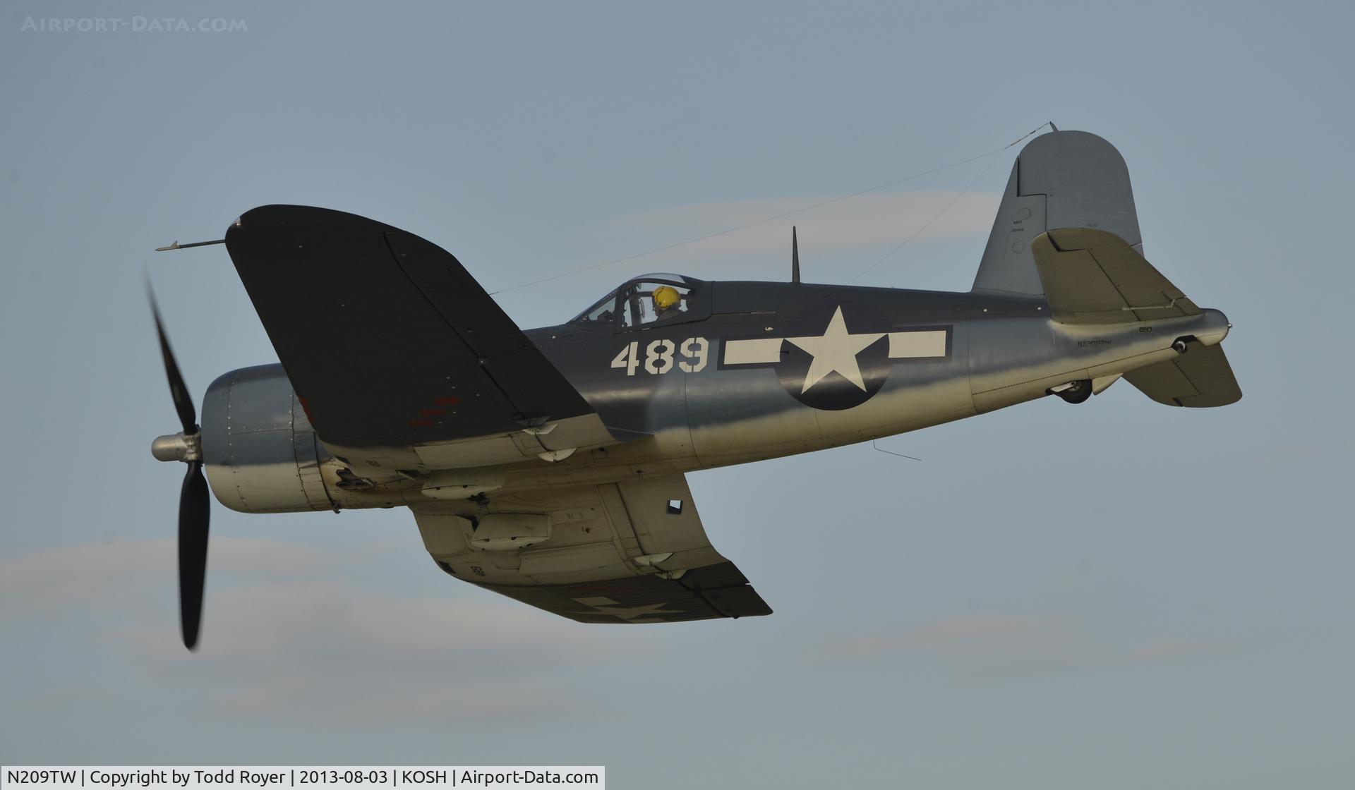 N209TW, Goodyear FG-1D Corsair C/N 3750, Airventure 2013