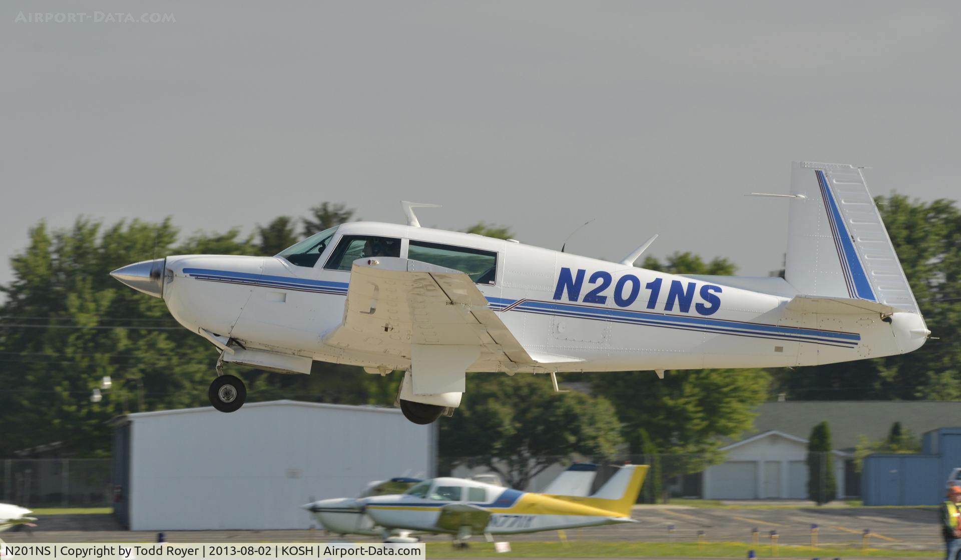 N201NS, 1977 Mooney M20J 201 C/N 24-0267, Departing Airventure 2013