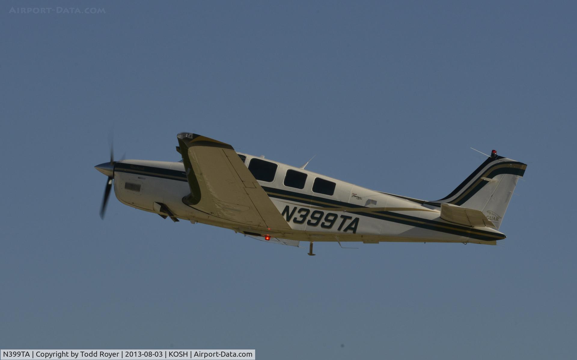 N399TA, 2000 Raytheon Aircraft Company A36 Bonanza C/N E-3311, Departing Airvenutre 2013