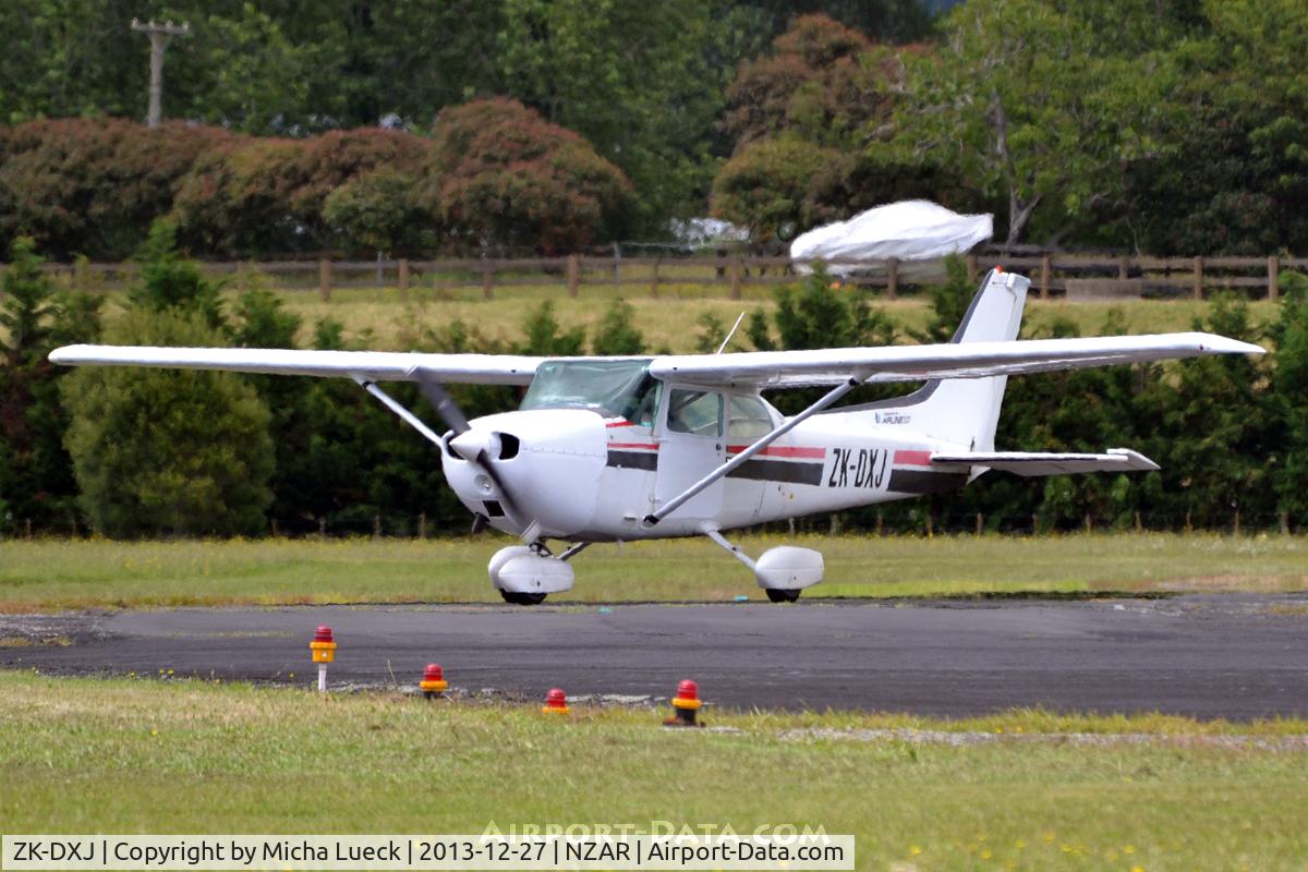 ZK-DXJ, Cessna 172M C/N 17265810, At Ardmore