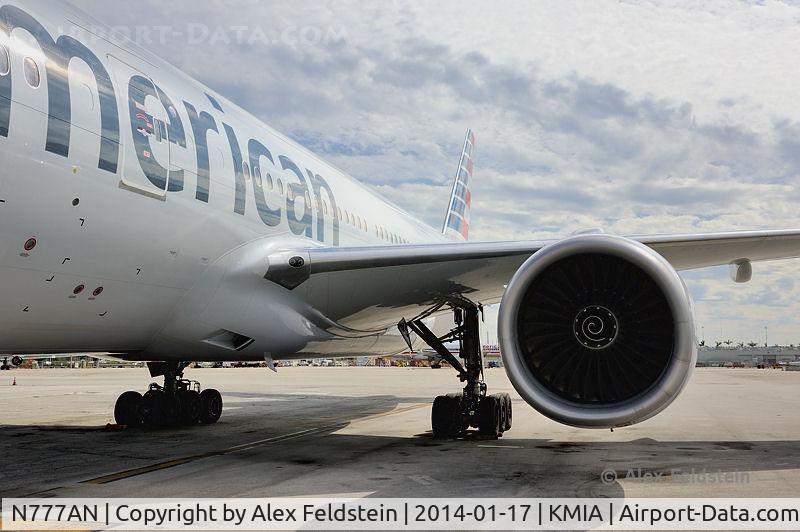 N777AN, 1999 Boeing 777-223 C/N 29585, Miami