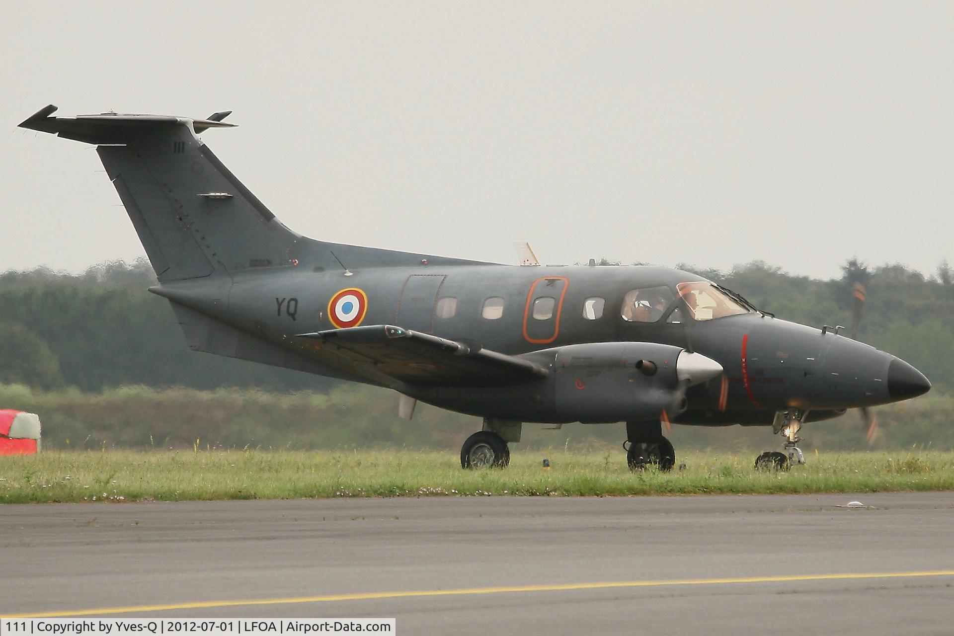 111, Embraer EMB-121AA Xingu C/N 121111, Embraer EMB-121AN Xingu, Taxiing after display flight, Avord Air Base 702 (LFOA) open day 2012