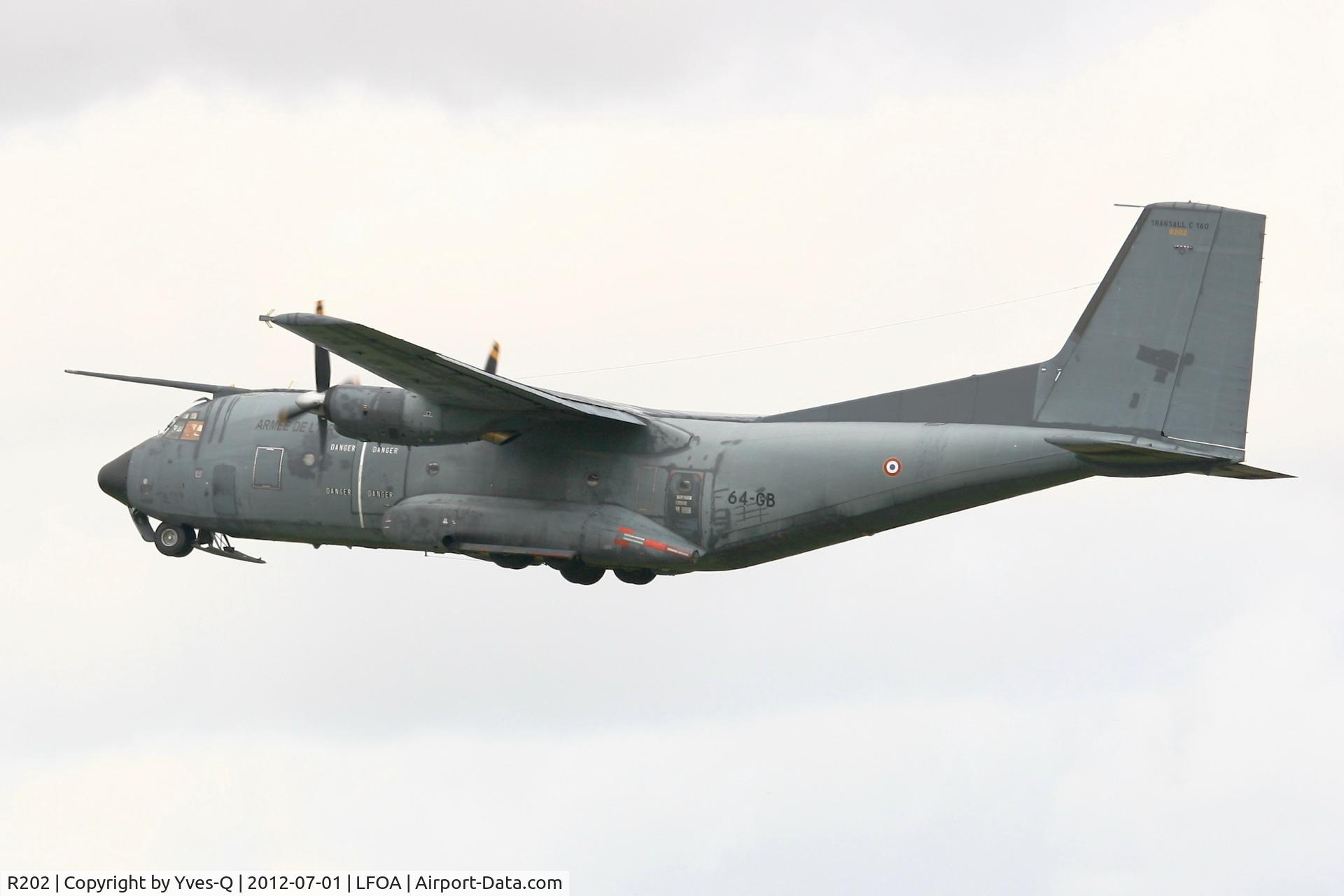 R202, Transall C-160R C/N 202, French Air Force Transall C-160R (64-GB), Take off Rwy 24, Avord Air Base 702 (LFOA) in june 2012