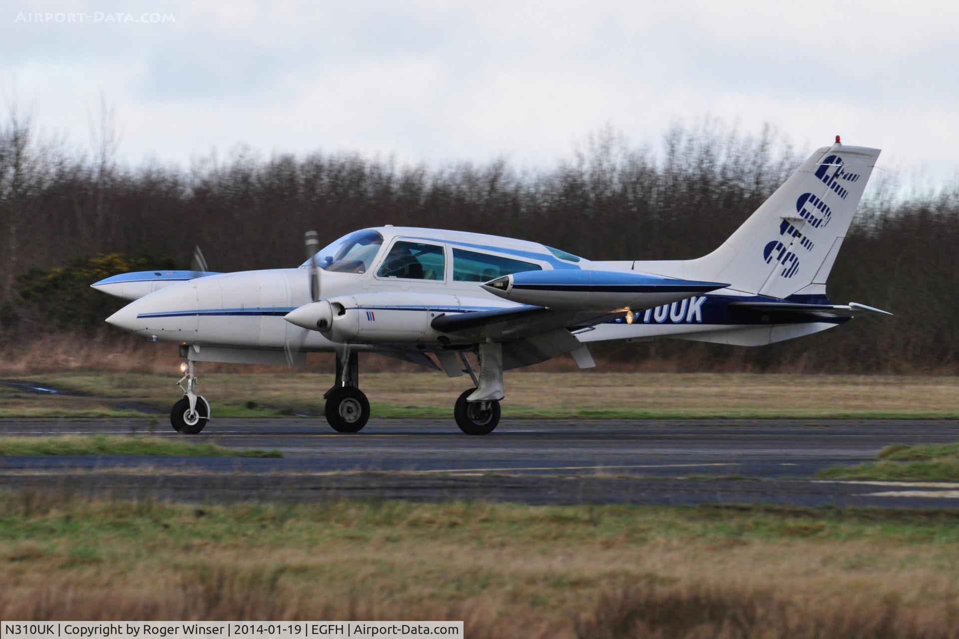 N310UK, 1976 Cessna 310R C/N 310R0584, Visiting 310R arriving Runway 22.