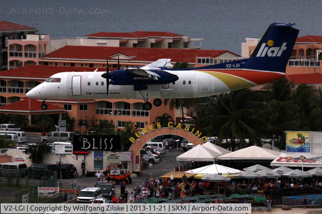 V2-LGI, 1992 De Havilland Canada DHC-8-311 Dash 8 C/N 325, From the Sonesta Hotel