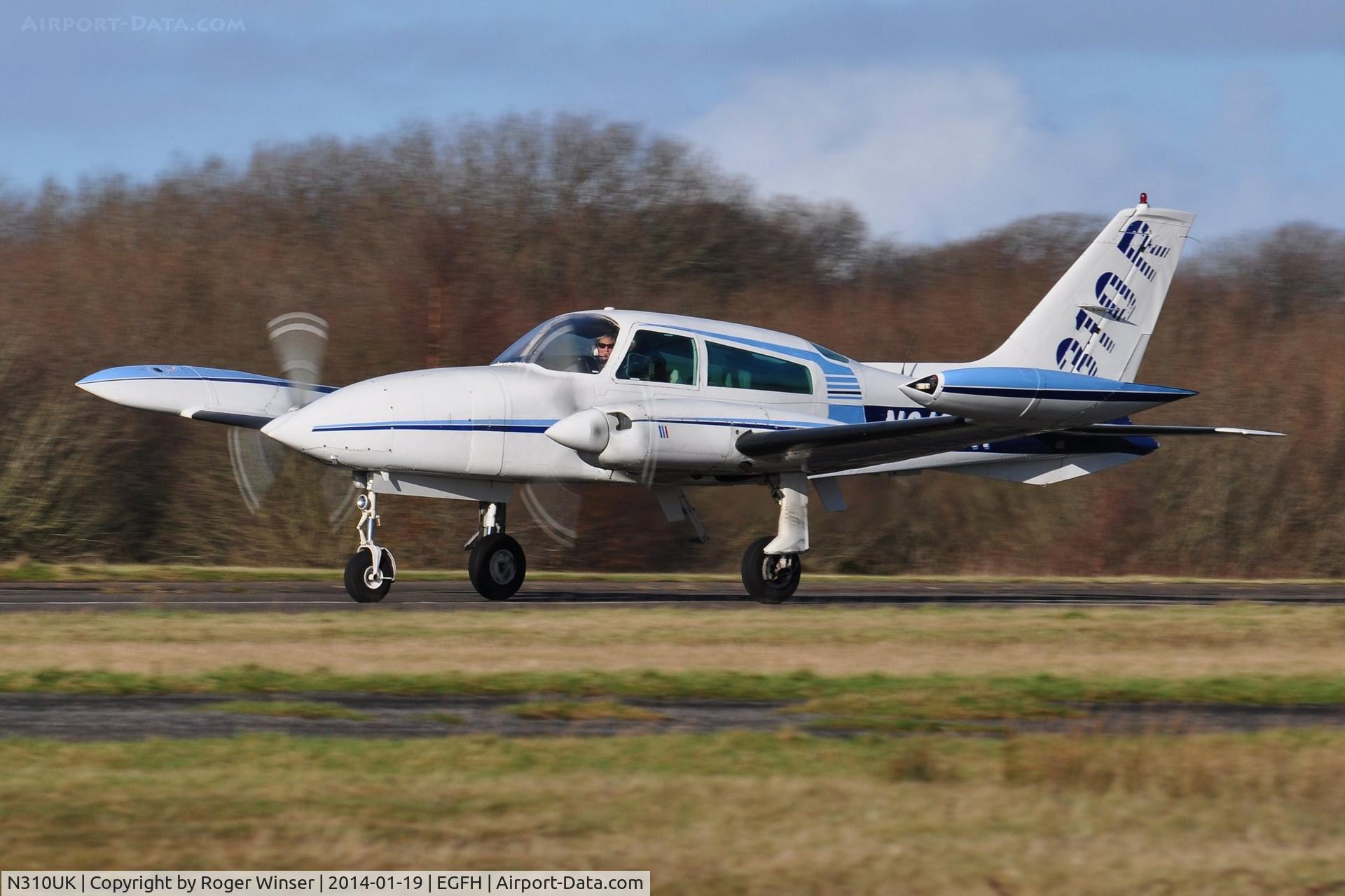 N310UK, 1976 Cessna 310R C/N 310R0584, Visiting 310R departing Runway 22.