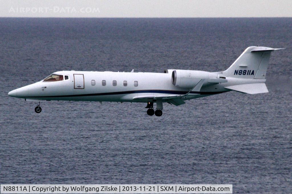 N8811A, 1998 Learjet 60 C/N 119, From the Sonesta Hotel