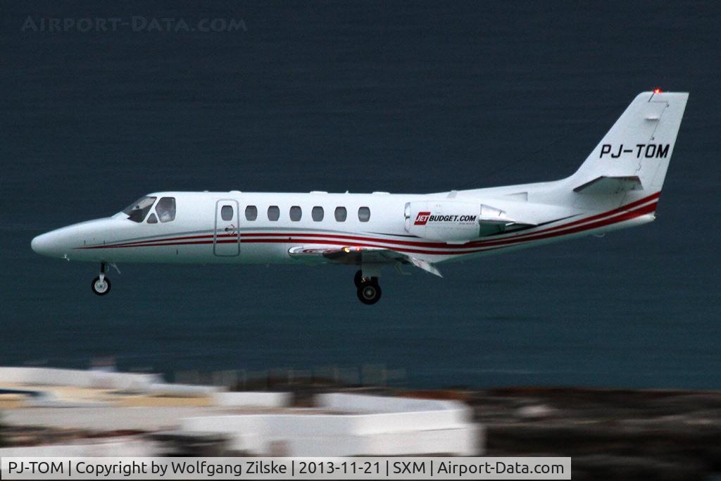 PJ-TOM, 1997 Cessna 560 Citation V C/N 560-0414, From the Sonesta Hotel