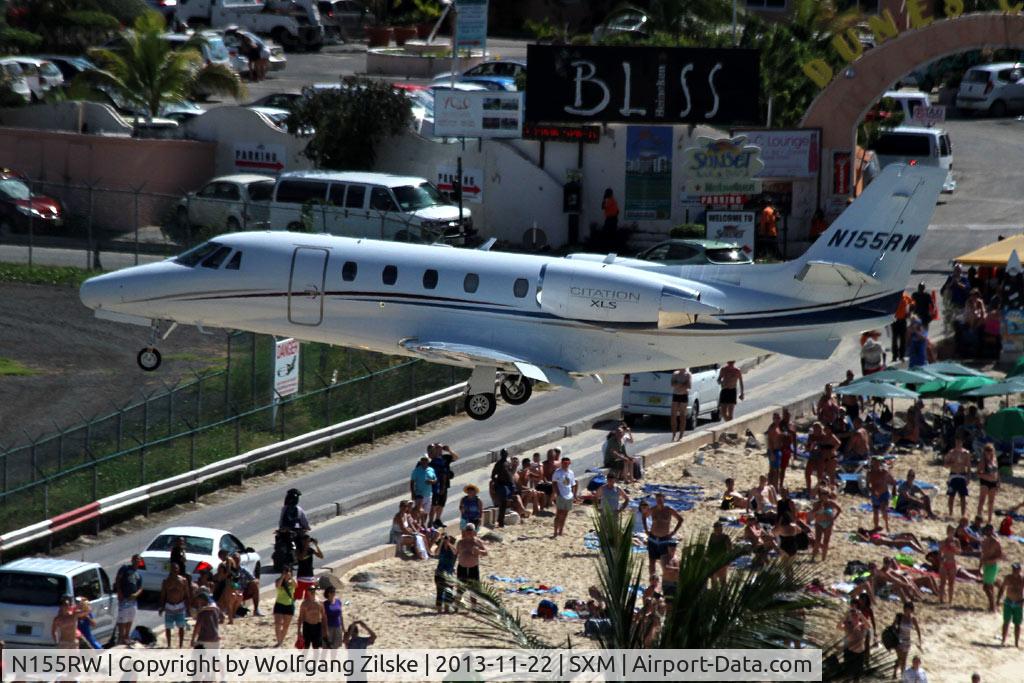 N155RW, 2005 Cessna 560XLS Citation Excel C/N 560-5570, From the Sonesta Hotel