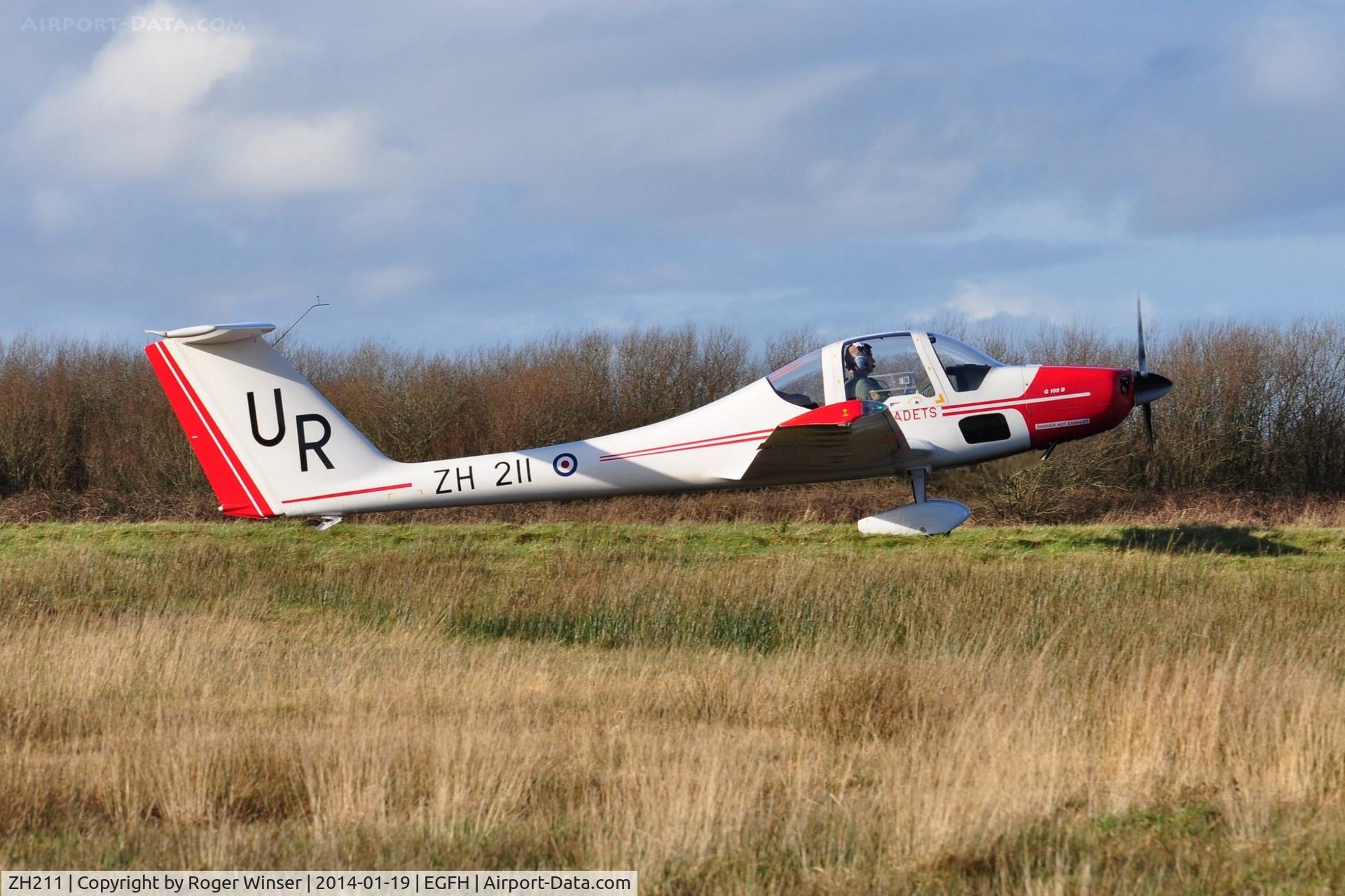 ZH211, Grob G-109B Vigilant T1 C/N 6557, Vigilant coded UR operated by 636 VGS based at Swansea Airport.
