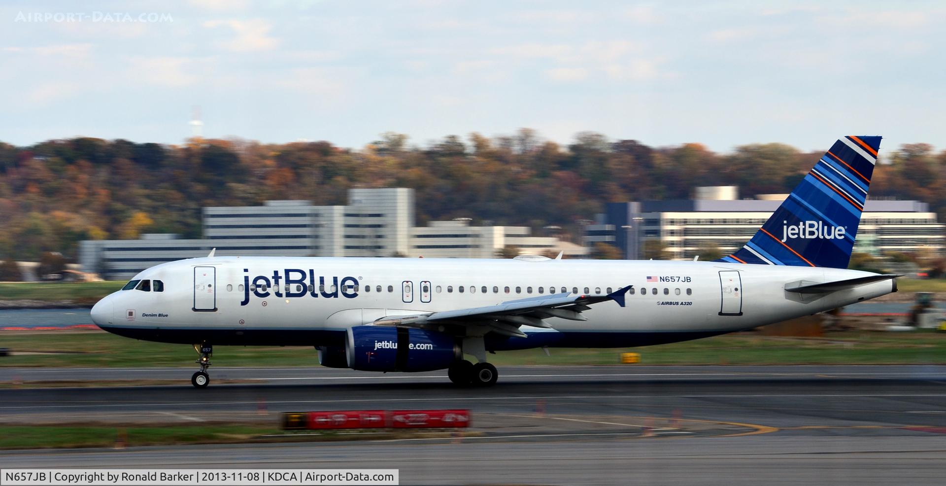 N657JB, 2007 Airbus A320-232 C/N 3119, Denim Blue landing roll National