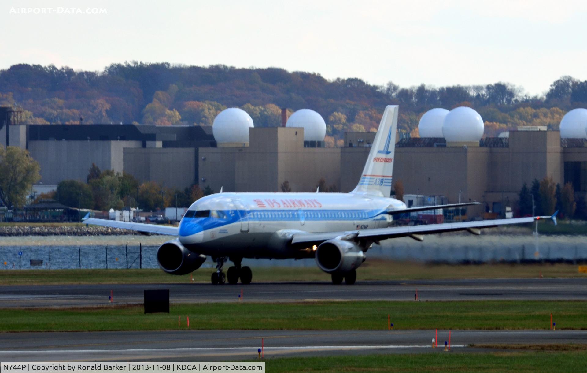 N744P, 2000 Airbus A319-112 C/N 1287, Ready for takeoff National